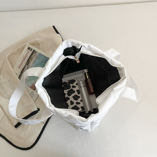 Large-capacity nylon fabric handbag