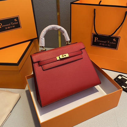 A fashionable women's handbag with a one-shoulder crossbody strap