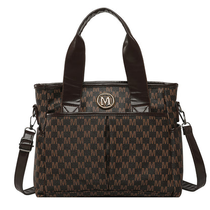 Simple and large-capacity handbag