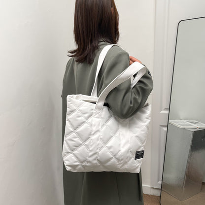 Large-capacity nylon fabric handbag