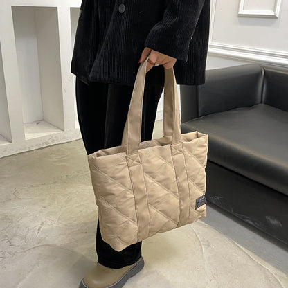 Large-capacity nylon fabric handbag